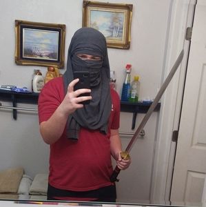 Meet your Posher, Ephriam